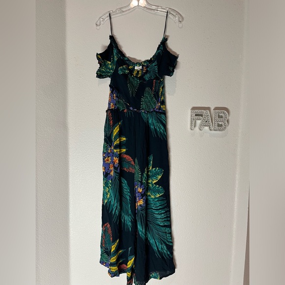 Midi Dresses - Picture 7 of 11